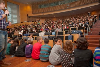 Jornada amb alumnes de Primària a la Facultat de Ciències de l'Educació de la Universitat de Lleida (UdL)